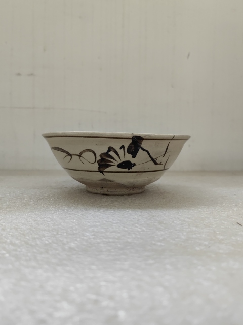 古玩陶瓷磁州窯白地褐彩碗拍賣，當前價格480元