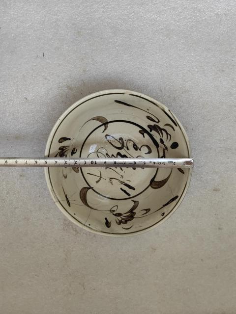 古玩陶瓷磁州窯白地褐彩碗拍賣，當前價格480元