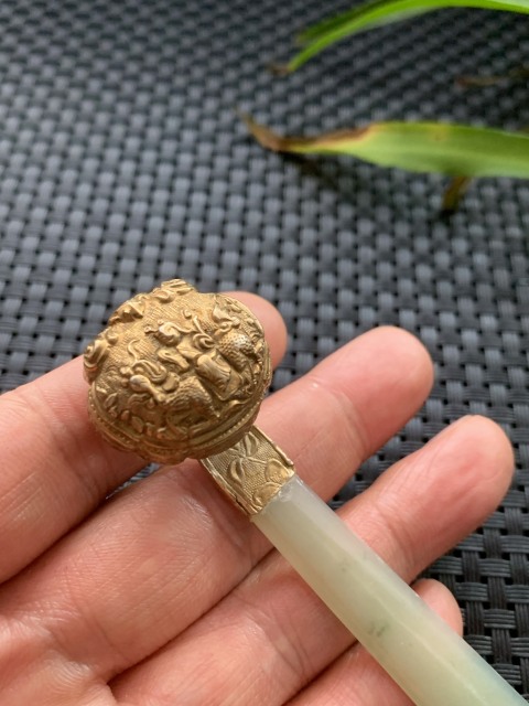 古玩玉器清代和田玉老包銀鎏金發(fā)簪拍賣(mài),當(dāng)前價(jià)格4200元