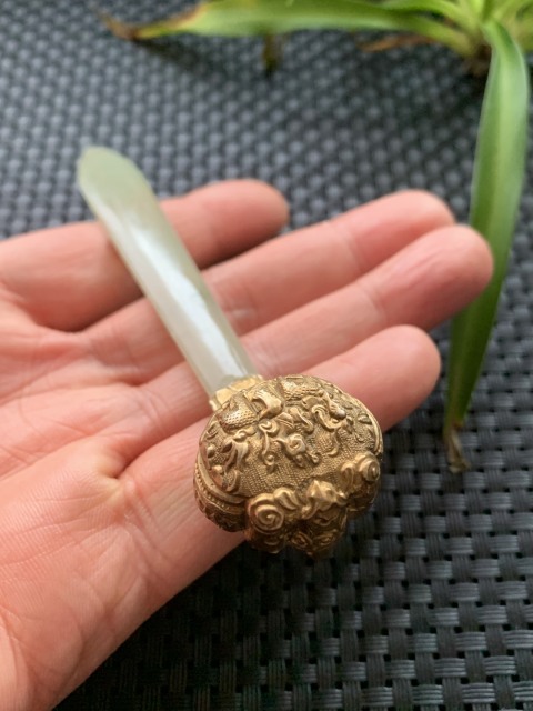 古玩玉器清代和田玉老包銀鎏金發(fā)簪拍賣(mài),當(dāng)前價(jià)格4200元