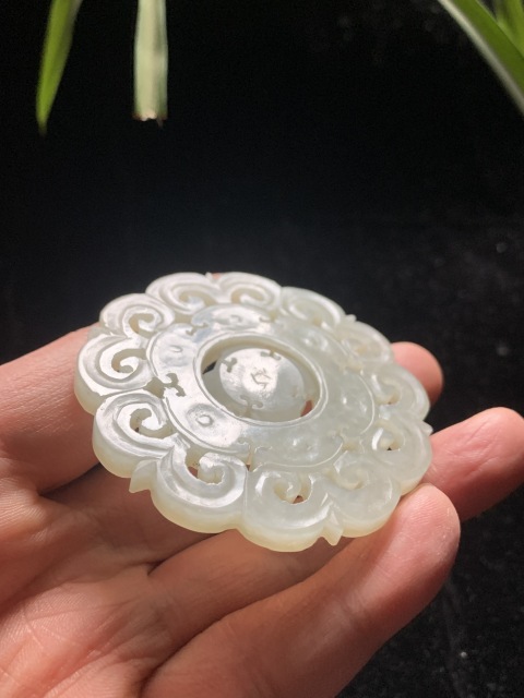 古玩玉器清代精美和田玉連心如意**牌子拍賣,當(dāng)前價格15000元