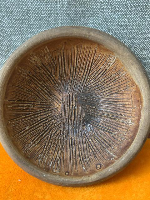 古玩陶瓷褐釉茶碾拍賣(mài)，當(dāng)前價(jià)格0元