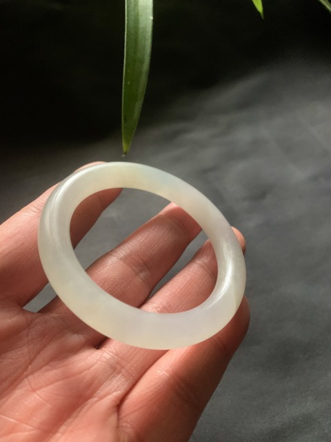 古玩玉器清代天然翡翠手鐲拍賣，當前價格13000元