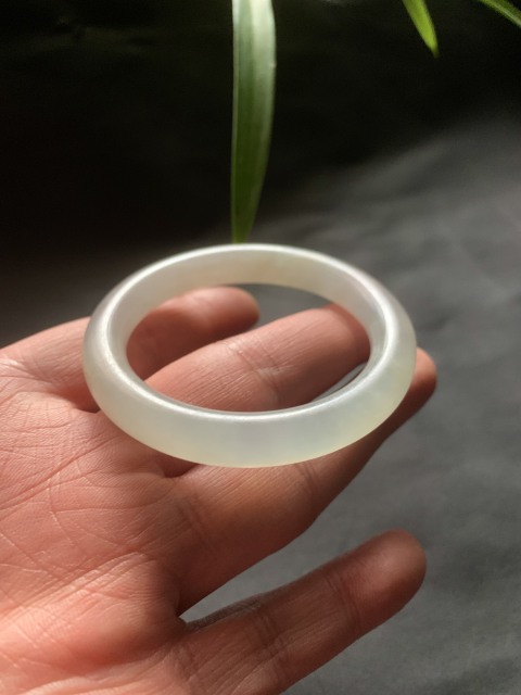 古玩玉器清代天然翡翠手鐲拍賣，當前價格13000元