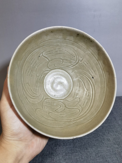 古玩陶瓷【刻花精美】北宋同安窯珠光青瓷刻花斗笠碗拍賣,當前價格0元