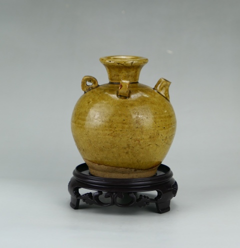 古玩陶瓷明代·茶葉末釉三系執壺拍賣,當前價格836元