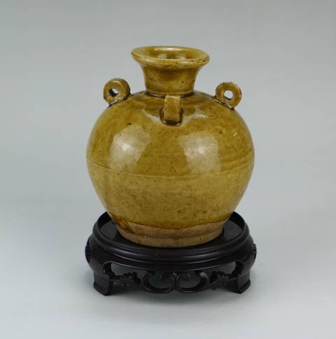 古玩陶瓷明代·茶葉末釉三系執壺拍賣,當前價格836元