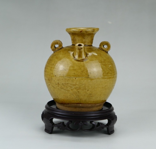 古玩陶瓷明代·茶葉末釉三系執壺拍賣,當前價格836元