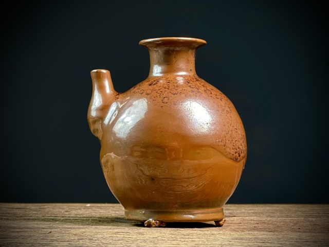 古玩陶瓷清代·紫金釉凈瓶拍賣,當(dāng)前價(jià)格1850元