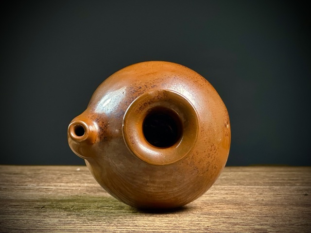 古玩陶瓷清代·紫金釉凈瓶拍賣,當(dāng)前價(jià)格1850元