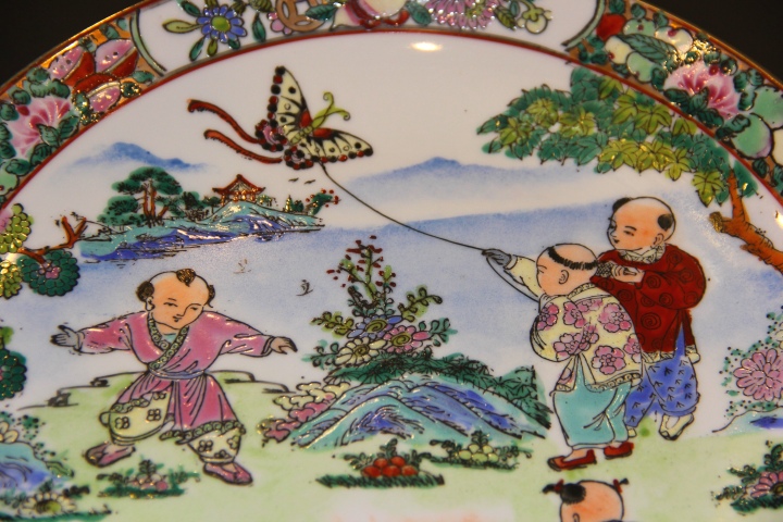 古玩陶瓷創匯?廣彩嬰戲紋大盤拍賣，當前價格268元