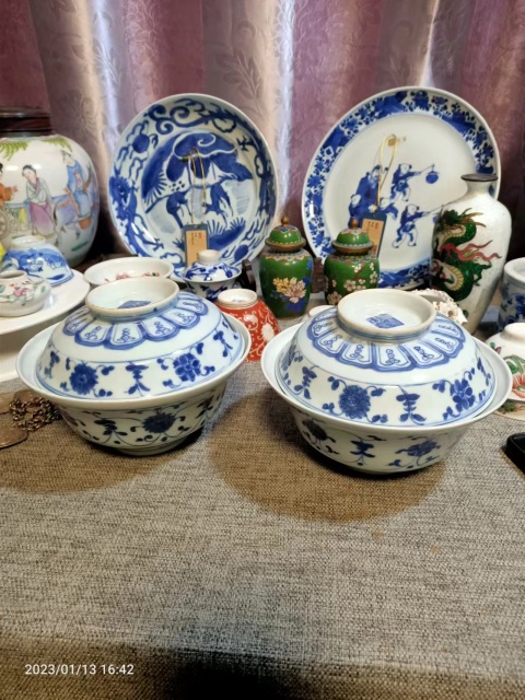 古玩陶瓷乾隆花卉紋青花蓋碗拍賣,當(dāng)前價(jià)格26888元