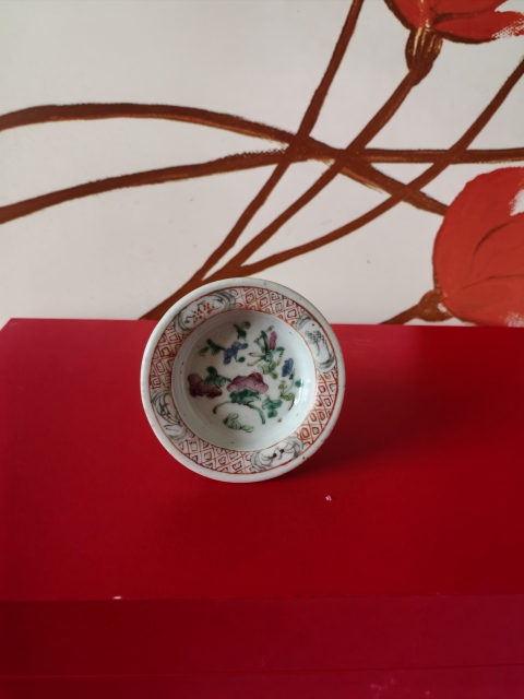 古玩陶瓷花卉紋粉彩高足盤拍賣，當前價格1200元