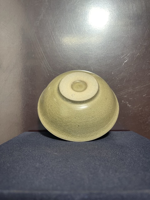 古玩陶瓷元代龍泉青釉碗拍賣，當前價格3850元