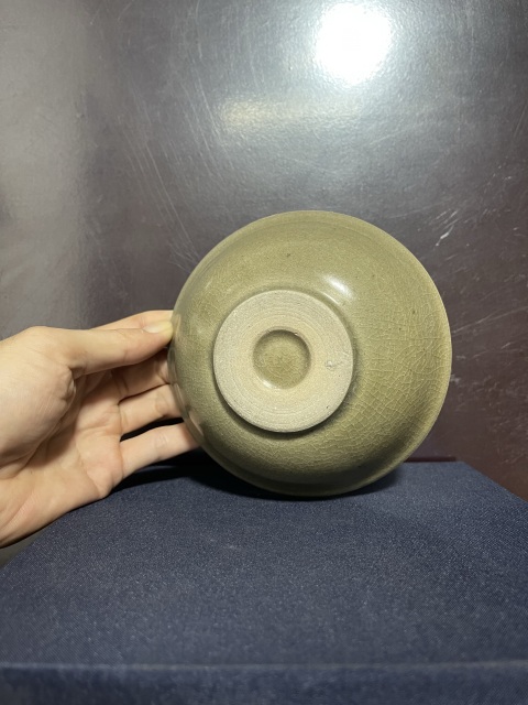 古玩陶瓷元代龍泉青釉碗拍賣，當前價格3850元