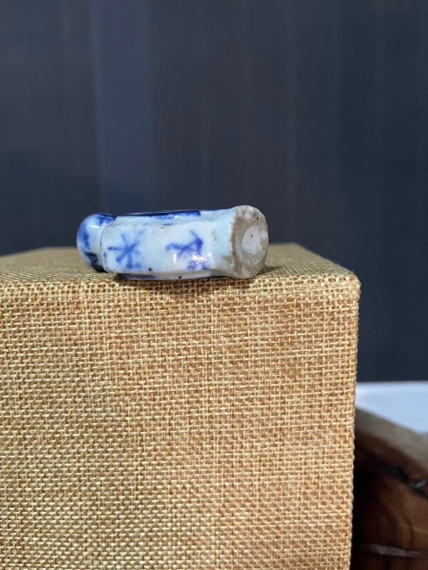 古玩陶瓷晚清八卦圖青花鼻煙壺拍賣,當前價格188元