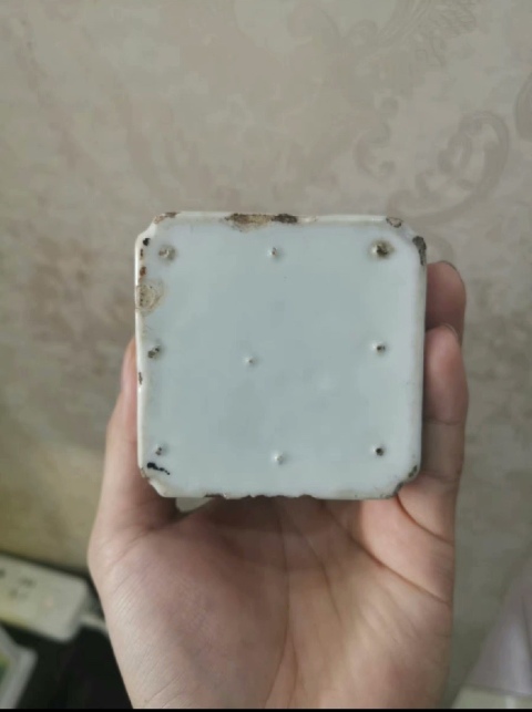 古玩陶瓷晚清四方窩角墨彩詩(shī)文朱子家訓(xùn)水盂拍賣,當(dāng)前價(jià)格2300元