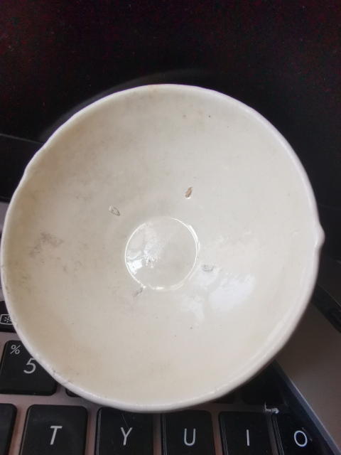 古玩陶瓷白釉茶碗，元代河南窯口，厚胎拍賣，當前價格1333元