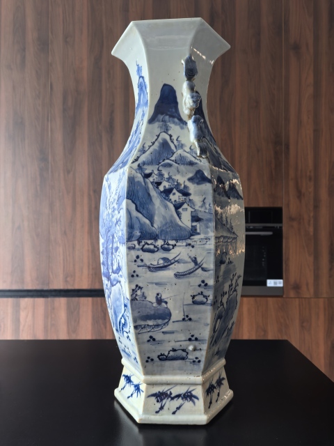 古玩陶瓷清中晚青花山水人物詩文六方瓶(60大尺寸)拍賣,當前價格38888元