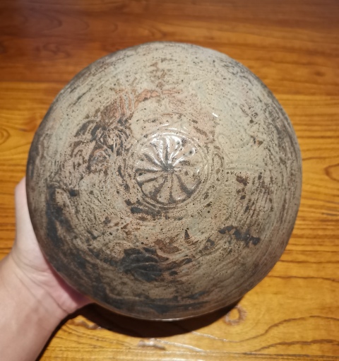 古玩陶瓷宋青釉印花手爐拍賣,當前價格3000元