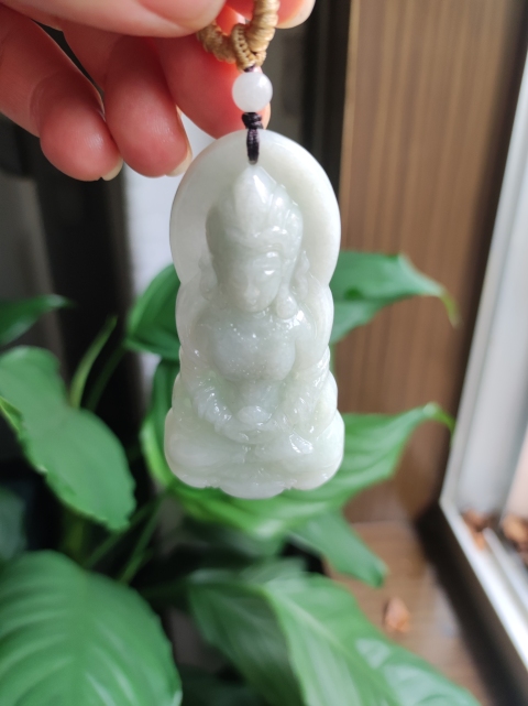古玩玉器天然翡翠“觀音”掛件拍賣,當前價格560元