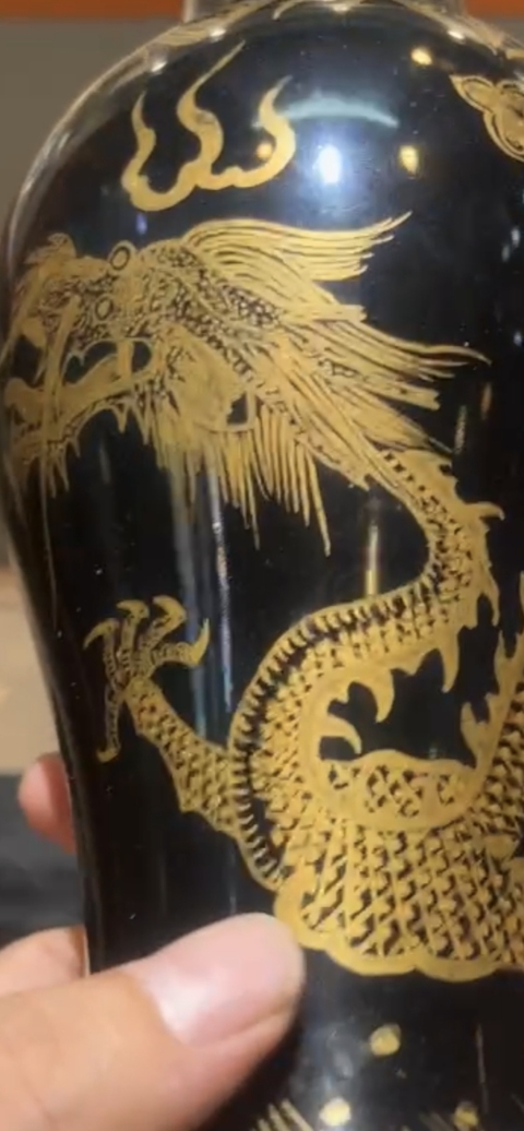 古玩陶瓷平臺保真.清烏金釉描金龍紋觀音瓶拍賣,當前價格13333元