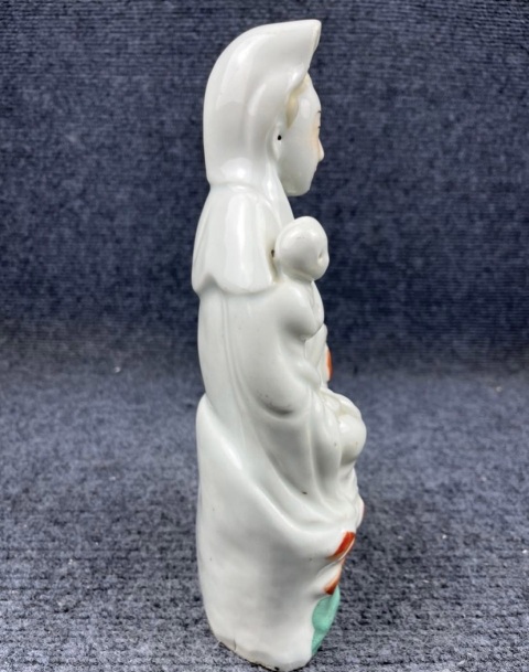 古玩陶瓷粉彩送子觀音拍賣,當前價格2500元
