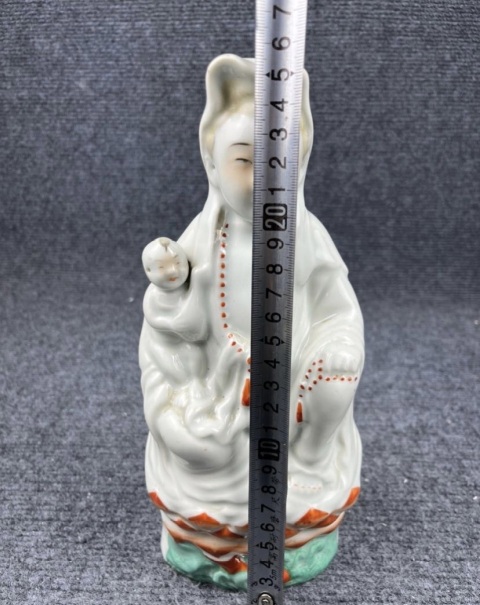 古玩陶瓷粉彩送子觀音拍賣,當前價格2500元