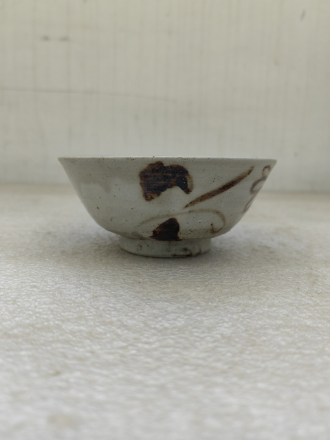 古玩陶瓷磁州窯白地黑花花卉紋碗拍賣，當前價格750元