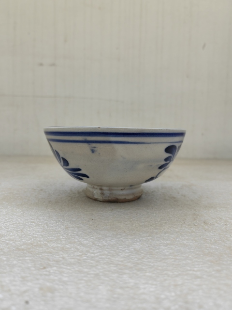 古玩陶瓷青花花卉紋茶碗拍賣，當前價格750元