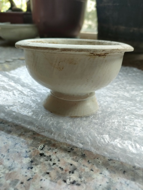 古玩陶瓷宋元磁州窯系白釉行爐拍賣,當(dāng)前價格2200元