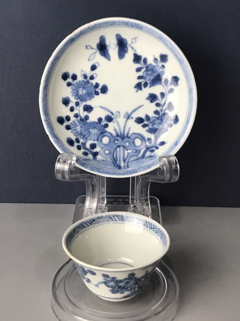 影青陵陰刻蓮紋花盤 中国美術 中国古玩 域鉴古玩】（精品杯碟）清康熙·青花洞石花蝶纹·杯碟套装拍卖价格