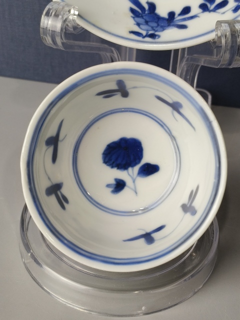 古玩陶瓷(精品杯碟)清康熙·青花雙藍圈花押款花蝶紋·杯碟套裝拍賣,當前價格1316元