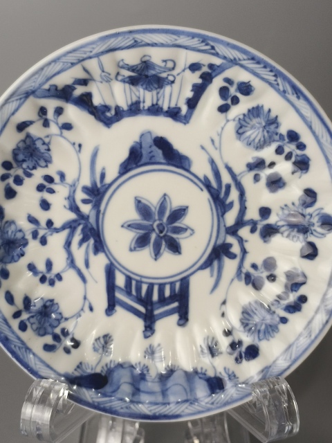 古玩陶瓷（精品賞碟）清·康熙·青花折枝花卉紋碟一對拍賣，當前價格1064元