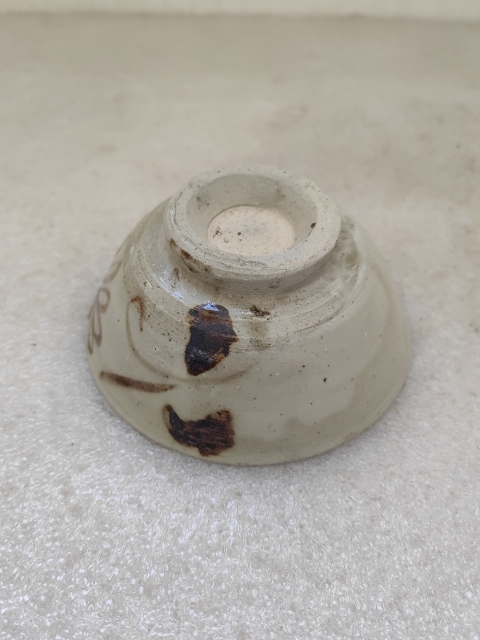 古玩陶瓷磁州窯白地黑花花卉紋碗拍賣，當前價格750元