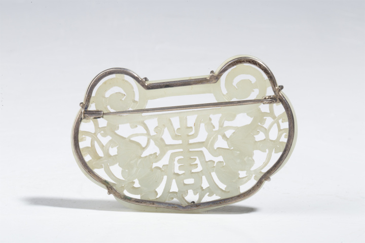 古玩玉器清·白玉鏤雕福壽花卉鎖形佩拍賣，當(dāng)前價格56000元