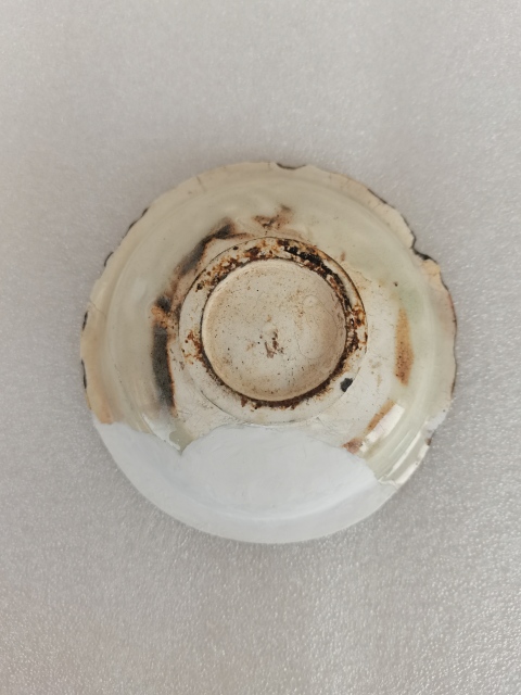 古玩陶瓷磁州窯白釉印花八方杯碟拍賣,當前價格0元