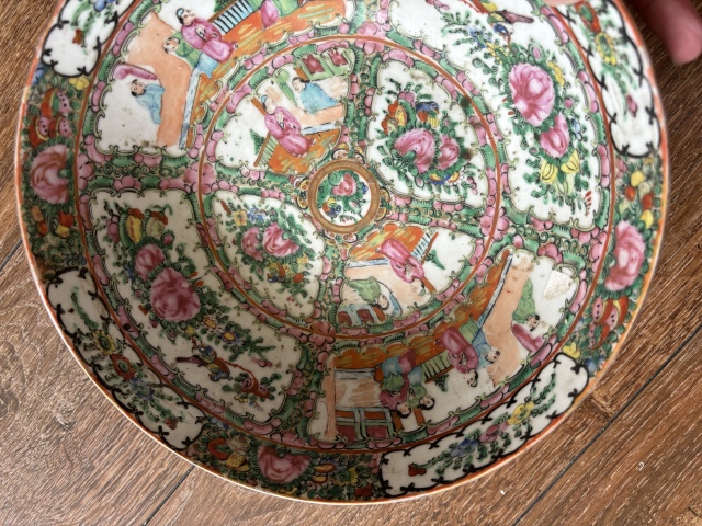 古玩陶瓷清咸豐廣彩人物故事紋超大型墩式碗拍賣，當前價格3288元