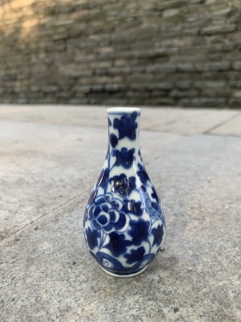 古玩陶瓷清晚期 青花花鳥紋小膽瓶拍賣，當前價格2200元