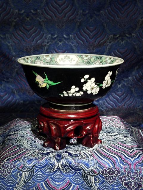 古玩陶瓷【精品放漏】清光緒墨地素三彩喜上眉梢圖碗拍賣,當(dāng)前價格9860元