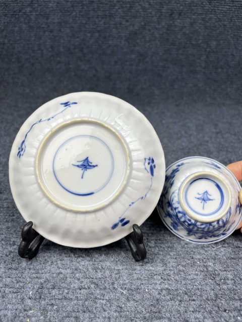 古玩陶瓷青花花卉紋杯碟套拍賣，當前價格1888元