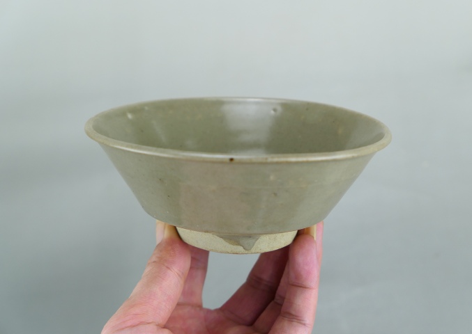 古玩陶瓷明代.龍泉窯青瓷唇口碗（1368年-1644年）拍賣，當前價格158元