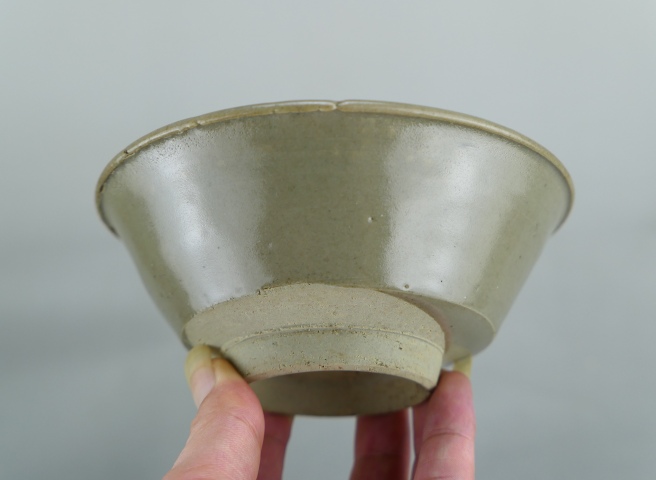 古玩陶瓷明代.龍泉窯青瓷唇口碗（1368年-1644年）拍賣，當前價格158元