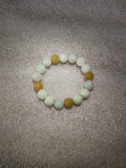 古玩玉器天然翡翠A刻花手串拍賣,當前價格260元