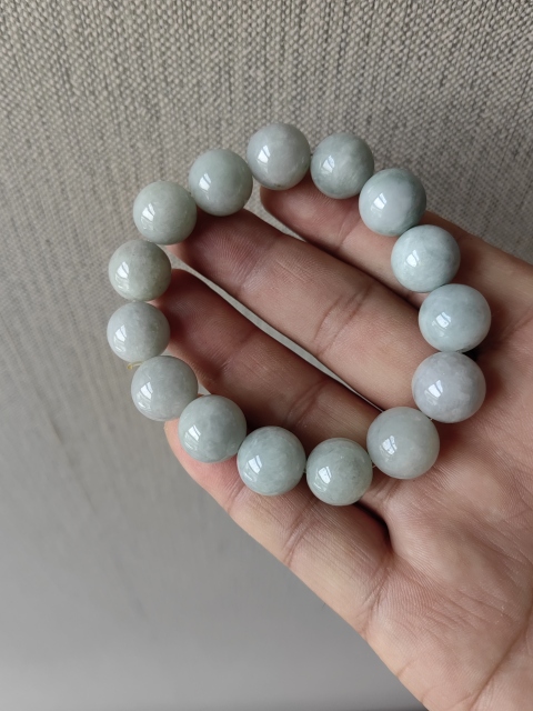 古玩玉器天然翡翠手串拍賣，當前價格260元