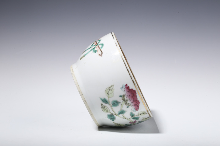 古玩陶瓷清晚·粉彩花卉紋小缸拍賣，當前價格672元