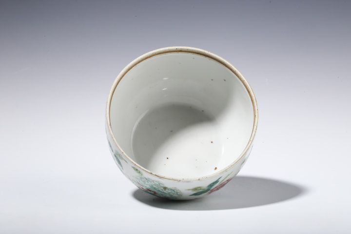古玩陶瓷清晚·粉彩花卉紋蓋缸拍賣,當前價格840元