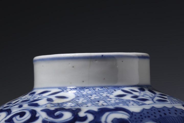 古玩陶瓷清晚·青花纏枝蓮紋蓋罐拍賣,當前價格1584元