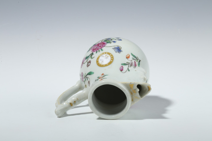 古玩陶瓷清乾隆·廣彩花卉紋奶壺拍賣，當(dāng)前價格1408元