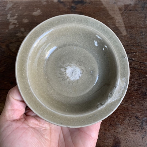 古玩陶瓷龍泉青瓷刻花洗拍賣，當前價格1元